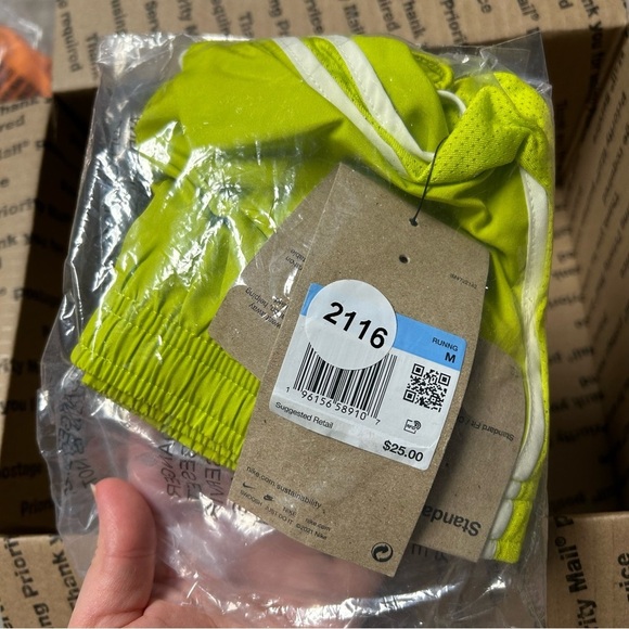 GIRLS SIZE MEDIUM ATHLETIC SHORTS BUNDLE OF 8 NIKE AND DSG OUTDOOR PLAY WEAR - Picture 13 of 13